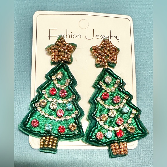 Jewelry - Christmas Tree Earrings